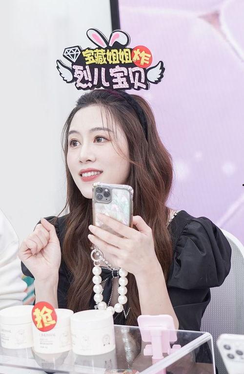 烈儿宝贝资料,揭秘网红育儿达人的成长之路